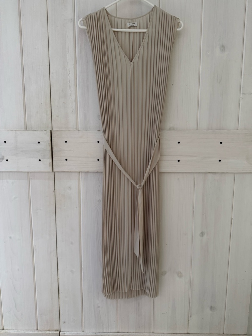 Babaton Pleated V-Neck Sleeveless Midi Dress - Taupe